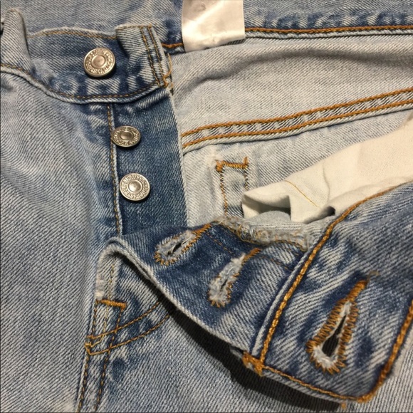 SOLD Vintage LEVIS 501 High Rise Button Fly Jeans - Picture 8 of 8